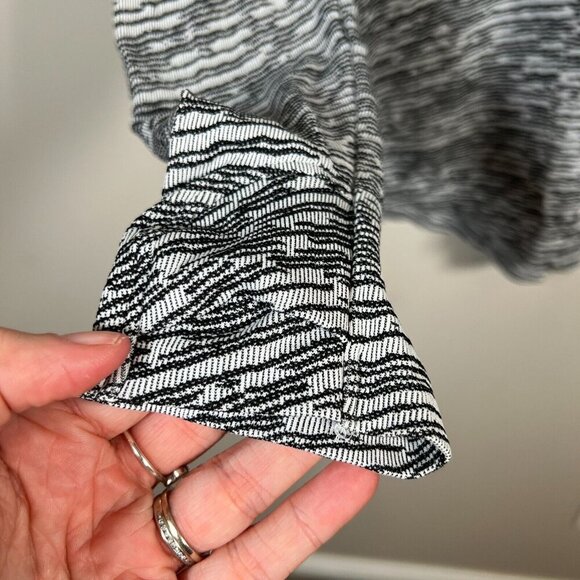 Athleta Flurry Seamless Turtleneck Size XL Wren Black Winter Training Athletic - Picture 6 of 10